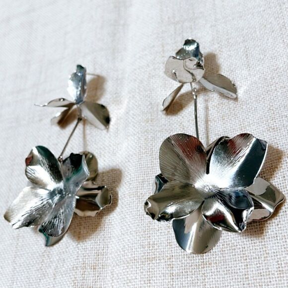 Flower drop earrings N201 - Picture 3 of 3